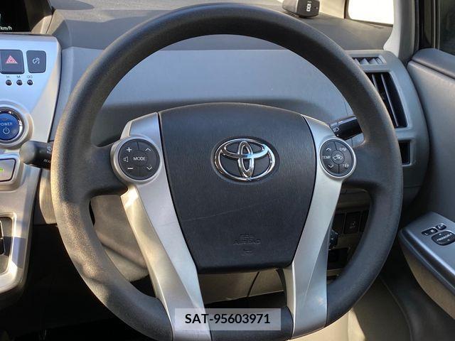 Toyota PRIUS ALPHA 2012-12 226892-13