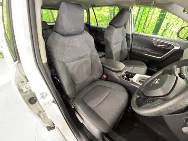 Toyota RAV4 2021-05 13947-8