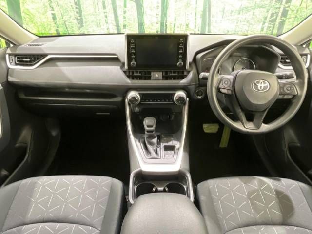 Toyota RAV4 2021-05 13947-1