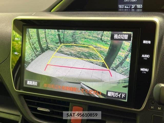Toyota VOXY 2016-12 370405-3