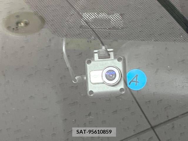 Toyota VOXY 2016-12 370405-5