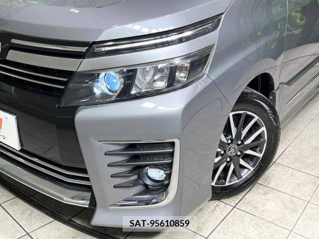 Toyota VOXY 2016-12 370405-13