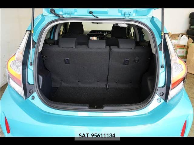 Toyota AQUA 2019-01 260290-11