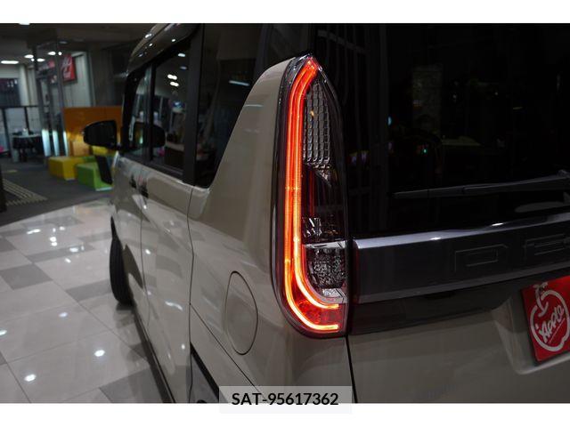 Mitsubishi DELICA MINI 2023-07 217368-7
