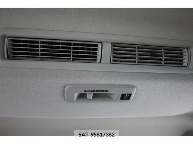 Mitsubishi DELICA MINI 2023-07 217368-14