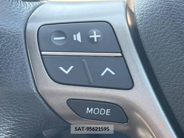 Toyota AVENSIS WAGON 2011-11 356701-5