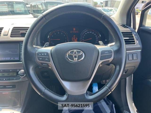 Toyota AVENSIS WAGON 2011-11 356701-11