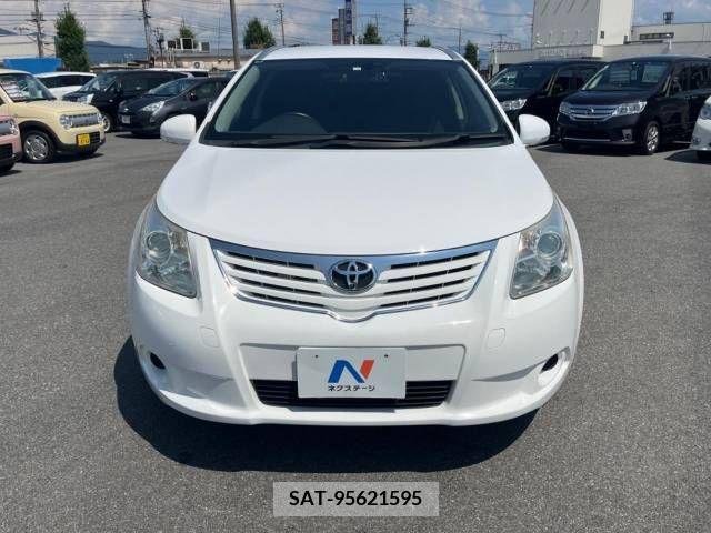 Toyota AVENSIS WAGON 2011-11 356701-14
