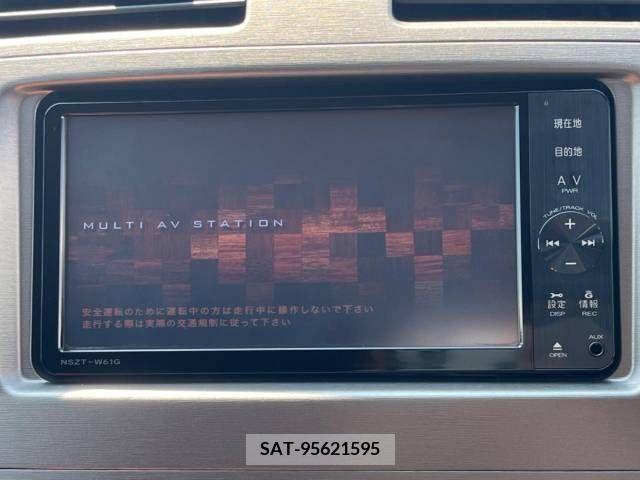 Toyota AVENSIS WAGON 2011-11 356701-2