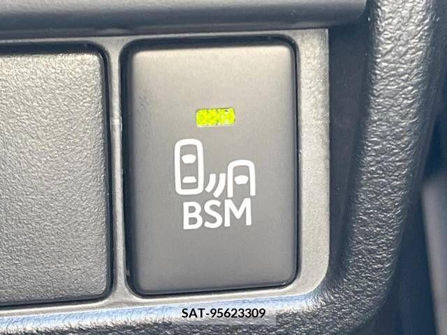 Lexus RC 2015-05 275759-3