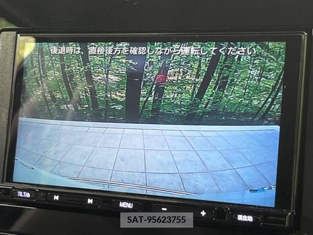 Nissan AURA 2023-06 215539-3