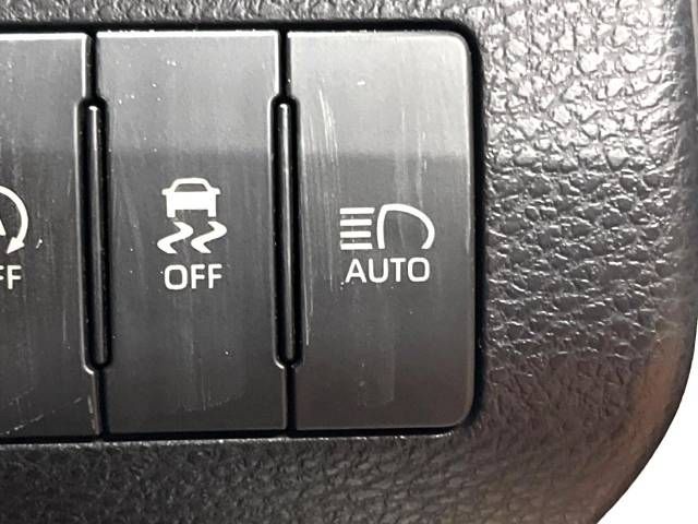 Toyota HARRIER 2017-07 22409-5