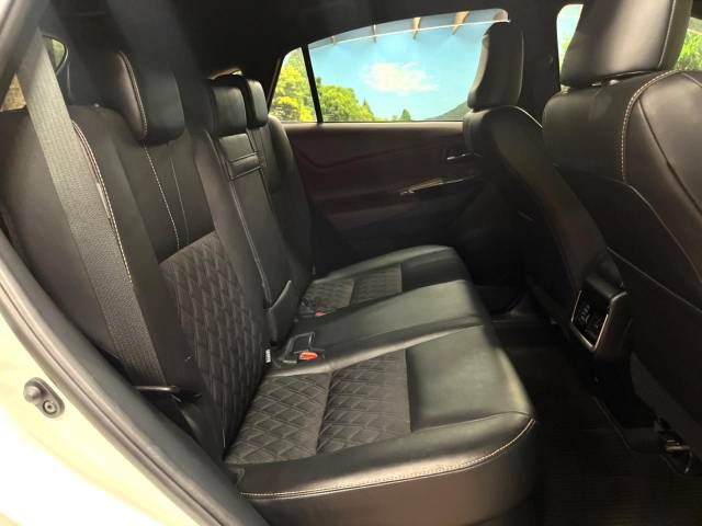Toyota HARRIER 2017-07 22409-9