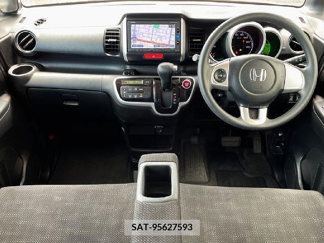 Honda N BOX 2015-11 343239-1