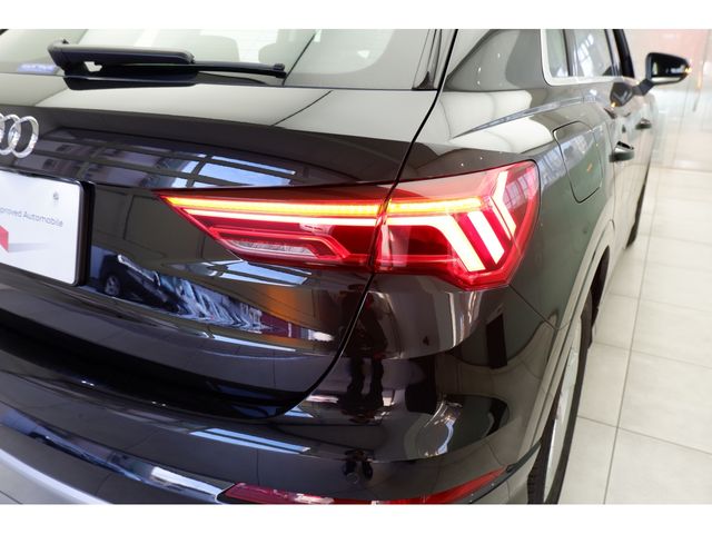 Audi Q3 2022-09 14508-28