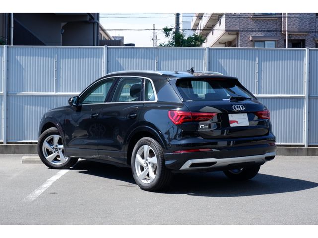 Audi Q3 2022-09 14508-2