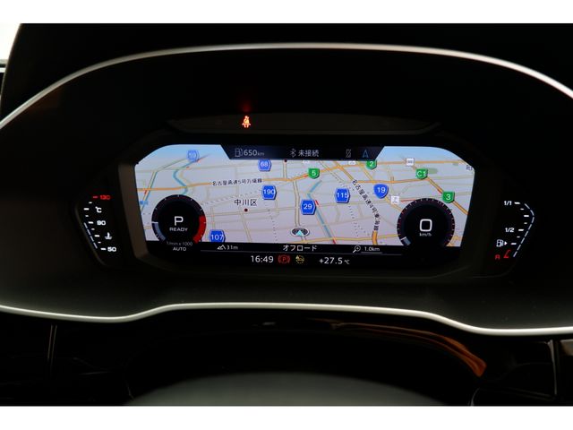 Audi Q3 2022-09 14508-22