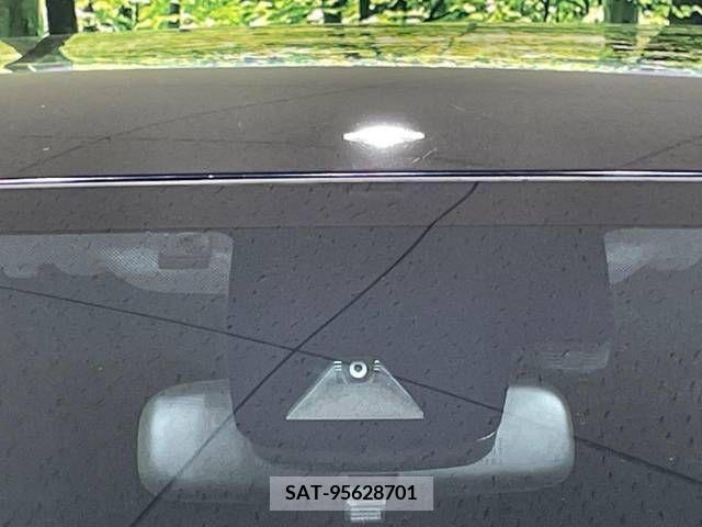 Toyota PRIUS 2019-10 281784-4