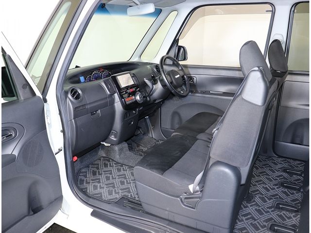 Daihatsu TANTO CUSTOM 2010-11 189306-11