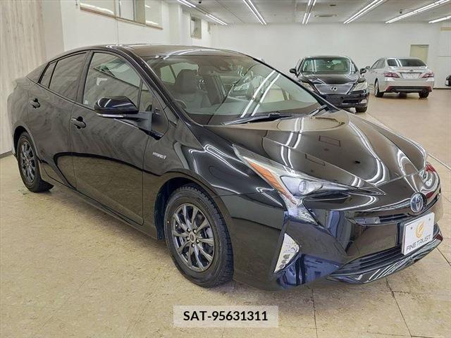 Toyota PRIUS 2018-12 282092-2