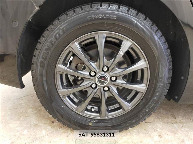 Toyota PRIUS 2018-12 282092-15