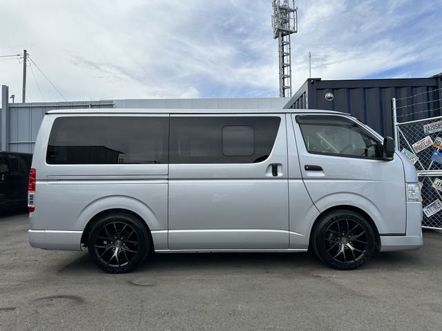 Toyota HIACE VAN 2020-10 9561-5