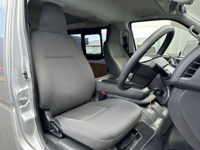 Toyota HIACE VAN 2020-10 9561-14