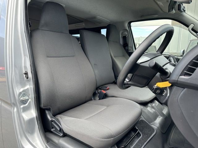 Toyota HIACE VAN 2020-10 9561-13