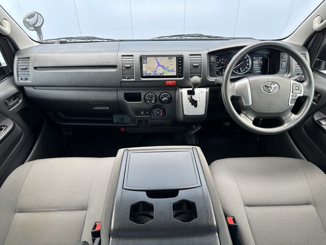 Toyota HIACE VAN 2020-10 9561-12