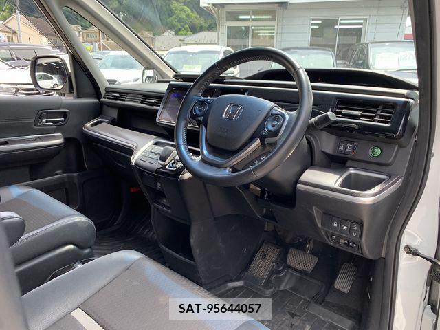 Honda STEP WGN 2018-10 368803-14