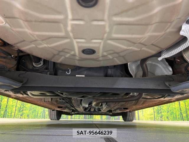 Nissan NOTE 2018-08 329309-19