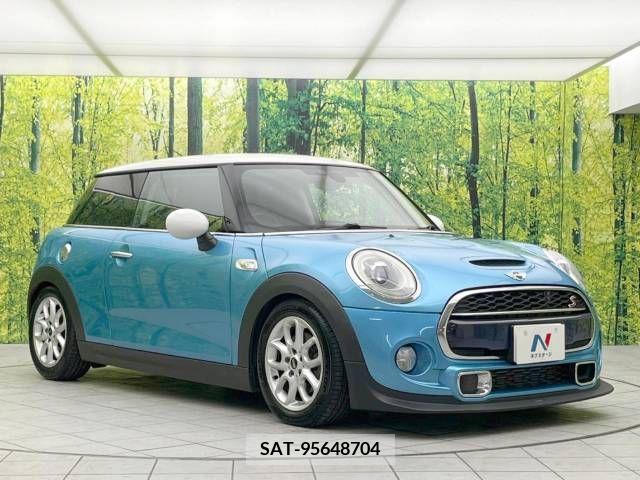 Bmw MINI 2016-03 389723-16