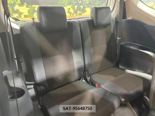 Toyota SIENTA 2019-07 368192-9