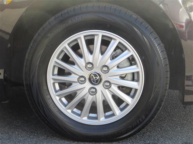 Toyota NOAH HYBRID 2017-02 187423-9