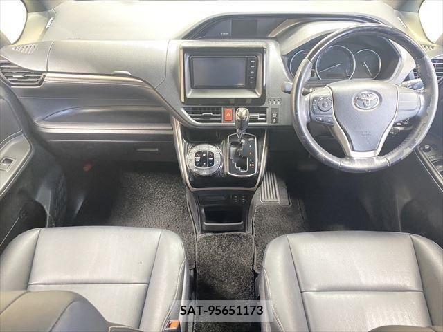 Toyota ESQUIRE 2016-03 268609-18