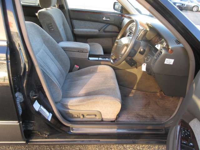Nissan CIMA 1996-12 183169-12