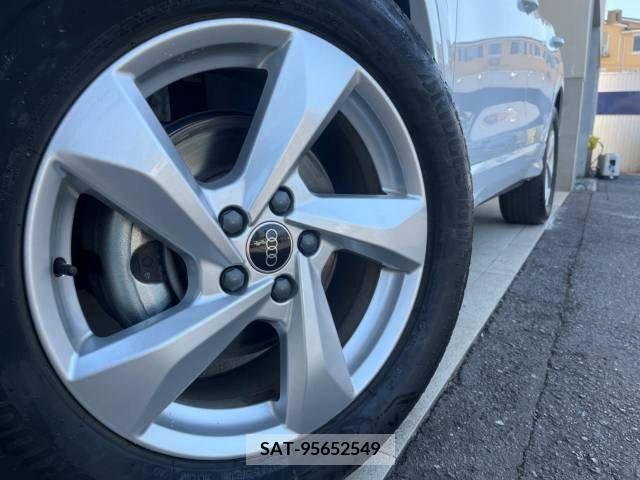 Audi Q3 2021-09 356584-14