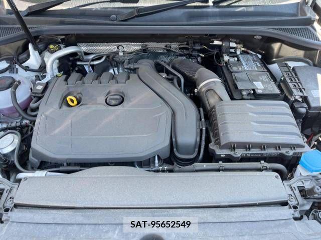 Audi Q3 2021-09 356584-19