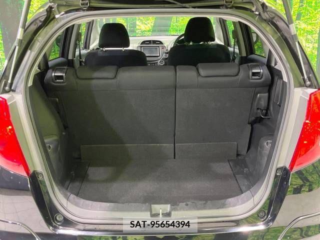 Honda FIT 2010-09 303282-9