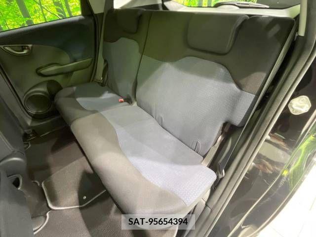 Honda FIT 2010-09 303282-8