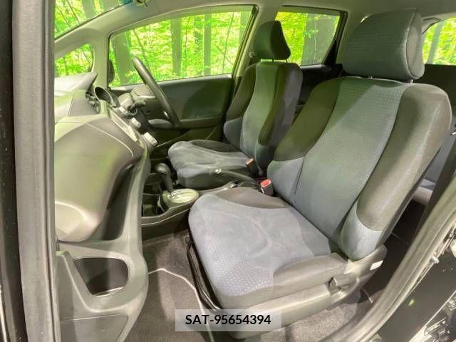 Honda FIT 2010-09 303282-6