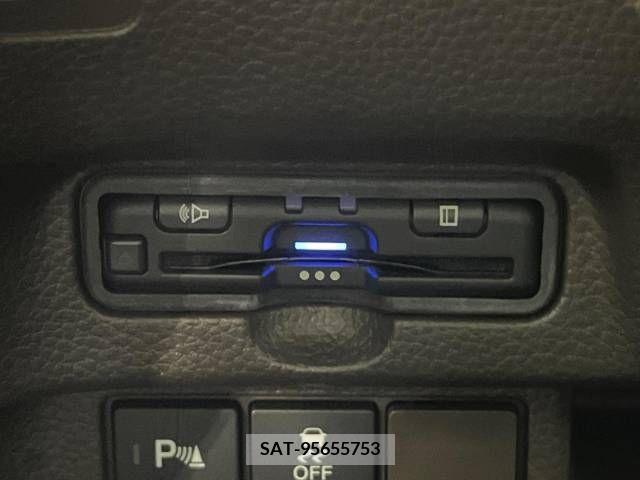 Honda N BOX 2021-06 211271-10