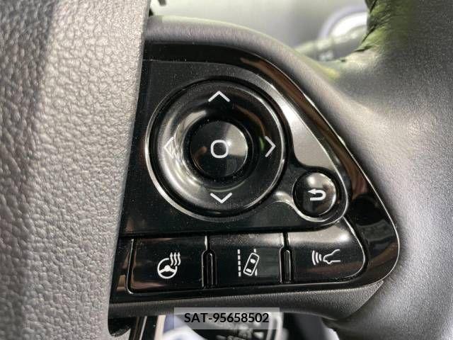 Toyota PRIUS PHV 2019-11 215722-5