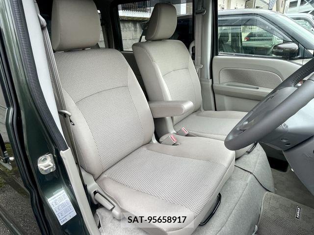 Suzuki EVERY WAGON 2023-06 301734-16