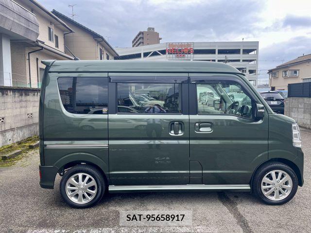Suzuki EVERY WAGON 2023-06 301734-12