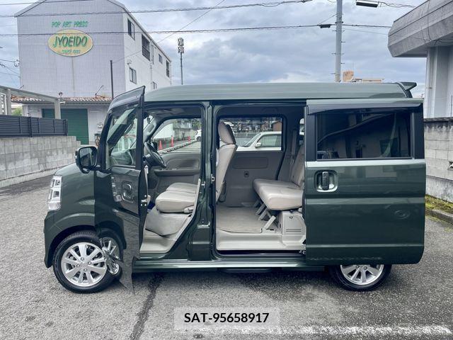 Suzuki EVERY WAGON 2023-06 301734-4