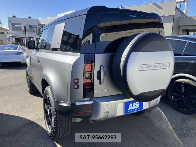 ROVER DEFENDER 2021-08 215656-2