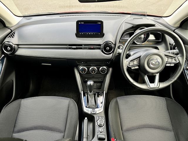 Mazda DEMIO 2017-02 14020-1