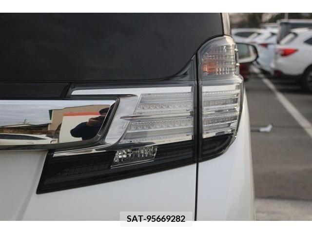 Toyota VELLFIRE 2015-03 220967-10