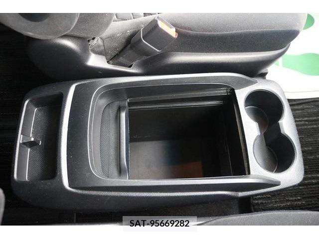 Toyota VELLFIRE 2015-03 220967-4